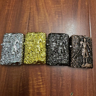 Hột Quẹt Bật Lửa Gas Đá YF832 Đắp Nổi Họa Tiết Tôn Ngộ Không Cưỡi Mây - Giao Màu Ngẫu Nhiên