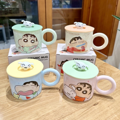 Ly Gốm sứ Shinchan cậu bé bút chì 360ml kèm nắp silicon