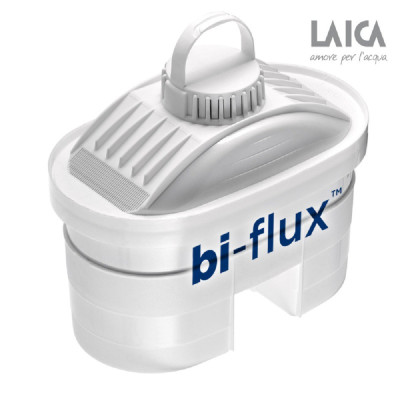 Bình lọc nước Laica J11AA thiết kế tinh tế, giảm độ cứng của nước, loại bỏ chất tồn dư trong nước