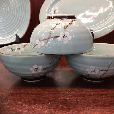 Bộ 12 Sản Phẩm Màu Xanh Ngọc Vẽ Hoa Cao Cấp Gố Bát Tràng