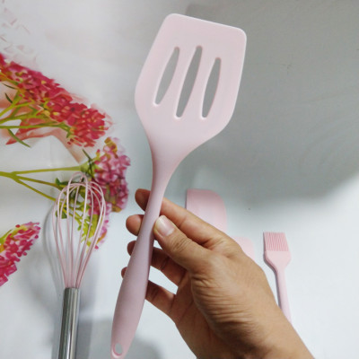 Bộ Dụng Cụ Làm Bánh 5 Món Silicone Cho Nhà Bếp - T0126