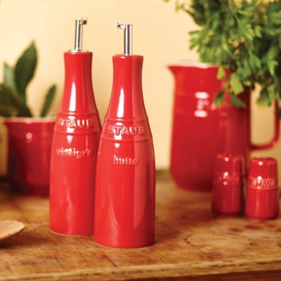 Staub - Bộ bình gốm đựng dầu màu đỏ cherry  - 250ml