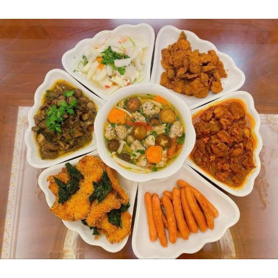 Bộ Bát Đĩa Hoa Mặt Trời 7 Chi Tiết, Bộ Bát Đĩa Bày Cỗ Trong Gia Đình Loại Lớn