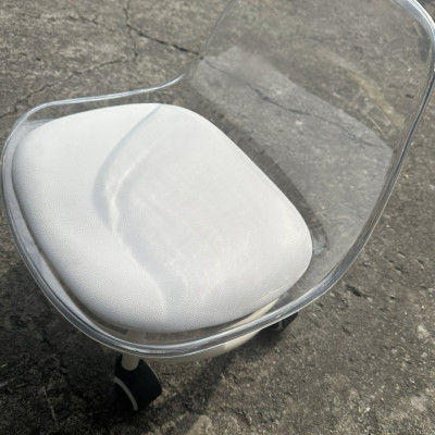 Ghế đôn bánh xe tiện lợi Juno Sofa loại tốt dễ ráp đẹp bền chắc (giao màu ngẫu nhiên)