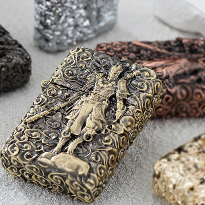 Hột Quẹt Bật Lửa Gas Đá YF832 Đắp Nổi Họa Tiết Tôn Ngộ Không Cưỡi Mây - Giao Màu Ngẫu Nhiên