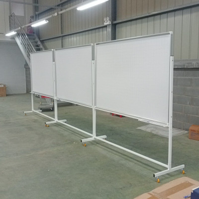 Bảng di động 1 mặt viết bút lông Poly - trắng kẻ ô ly Bavico 1,2x1,8m