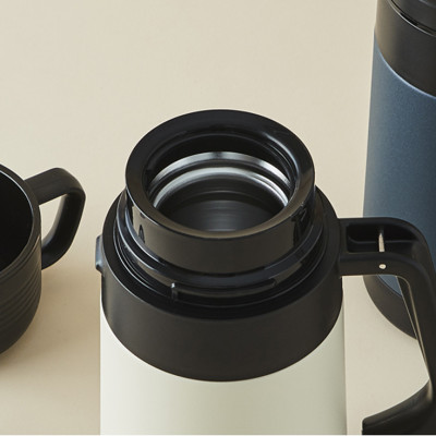 Bình giữ nhiệt Lock&Lock Easy Outdoor Vacuum Bottle màu trắng ngà LHC1484IVY 1,2L - Hàng chính hãng có quai xách, nắp dùng làm cốc nước - JoyMall