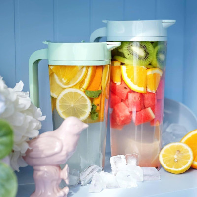 Bình Nước Cao Cấp Biwa Chuẩn Nhật 1.2L và 1.6L - Nguyên liệu nhựa nguyên sinh cao cấp an toàn cho sức khỏe ( Tặng kèm khăn lau pakasa) - Hàng Chính Hãng (Giao màu ngẫu nhiên)