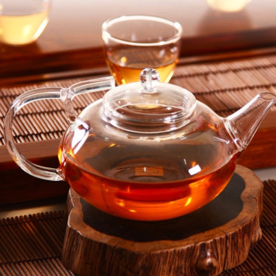 Ấm pha trà thủy tinh chịu nhiệt 450ml tay cong cách điệu