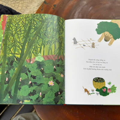 (Bìa cứng – In màu) DẠO BƯỚC VỚI THỜI GIAN – Maru – Quỳnh Hương (Hũ) – Slowbooks