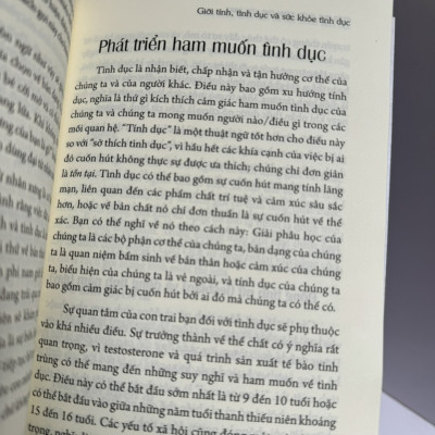(Combo 2 cuốn) GIÁO DỤC GIỚI TÍNH CHO CON TRAI & CHO CON GÁI - Nhiều tác giả - Hải Phong dịch – Minh Long Book – NXB Phụ nữ