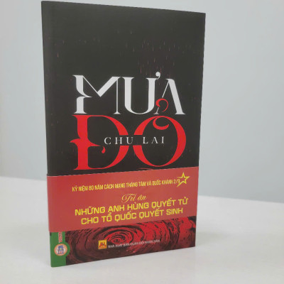 MƯA ĐỎ - Chu Lai - Vietnambook