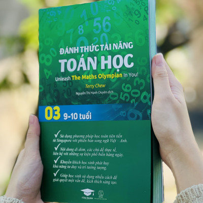 Sách Đánh Thức Tài Năng Toán Học 2 và 3 ( 8 - 10 tuổi ) - Sách Song Ngữ ( Việt – Anh) Giúp Trẻ Vừa Học Toán Vừa Ôn Luyện Tiếng Anh Theo Chương Trình Singapore, Sách Toán Lớp 2, Lớp 3, Lớp 4 - Á Châu Books, Bìa Cứng, In Màu