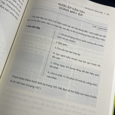 CƠ THỂ TỰ CHỮA LÀNH – NƯỚC ÉP CẦN TÂY Tập 4: Phương thuốc phục hồi sức khỏe diệu kỳ