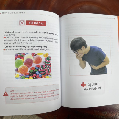 (Tặng kèm Poster 10 Kĩ năng sơ cấp cứu cơ bản) SƠ CỨU NHANH – GIÀNH SỰ SỐNG [36 Kỹ Năng Sơ Cấp Cứu Kèm Theo Bộ Video Hướng Dẫn Xử Trí Đầu Tiên Tại Việt Nam] - Tổ chức Giáo dục Sức khoẻ Wellbeing – NXB Kim Đồng