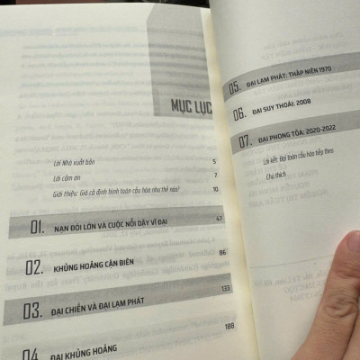 VỀ ĐẠI THẮNG MÙA XUÂN NĂM 1975 QUA TÀI LIỆU CỦA CHÍNH QUYỀN SÀI GÒN - Bộ Nội vụ, Cục Văn thư và Lưu trữ nhà nước Trung tâm Lưu trữ quốc gia II - NXB Chính trị quốc gia sự thật