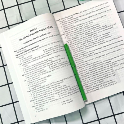 Ôn luyện trắc nghiệm thi tốt nghiệp trung học phổ thông môn Tin học