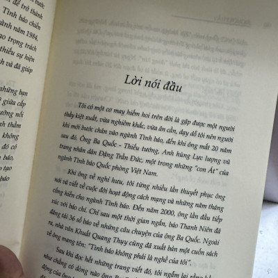 (Tái bản 2024) NGƯỜI THẦY – Nguyễn Chí Vịnh (bìa mềm) - Nxb Quân Đội Nhân Dân