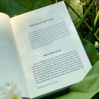 (Combo 2 cuốn sách bìa cứng ) - BẢN CHẤT CON NGƯỜI + PHẬT ĐẠO MỘT KHOA HỌC VÀ HƠN THẾ - Tác giả: Trần Thế Công