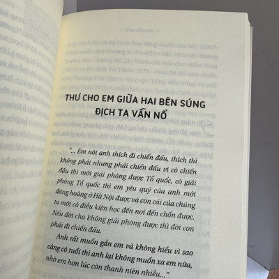 THƯ CHO EM - Chuyện tình tướng Hoàng Đan và vợ qua lời kể con trai - Hoàng Nam Tiến – Nhã Nam - Nxb Hội Nhà Văn 