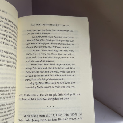 BẢN TRIỀU BẠN NGHỊCH LIỆT TRUYỆN – Kiều Oánh Mậu – Nhã Nam 