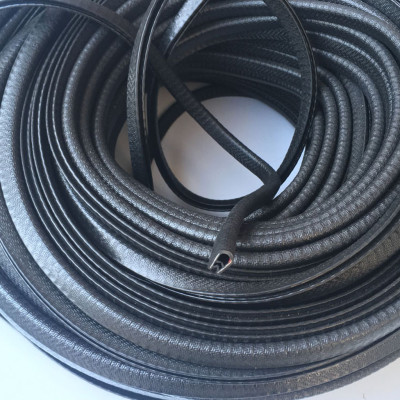 Gioăng Cao Su Chữ U Lõi Thép Chống Va Đập Cánh Cửa Ô Tô – Cuộn Dài 5M