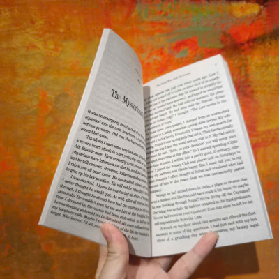 Sách - The Monk Who Sold His Ferrari: A Fable About Fulfilling Your Dreams & Reaching Your Destiny by Robin Sharma - KHỔ POCKET