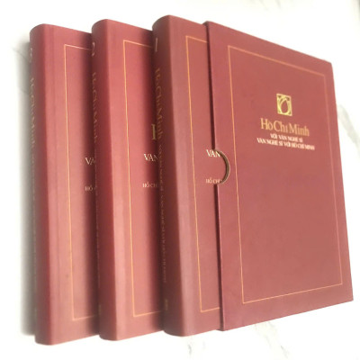 HỒ CHÍ MINH VỚI VĂN NGHỆ SĨ - VĂN NGHỆ SĨ VỚI HỒ CHÍ MINH (BOXSET BỘ 3 TẬP BÌA CỨNG CÓ HỘP)