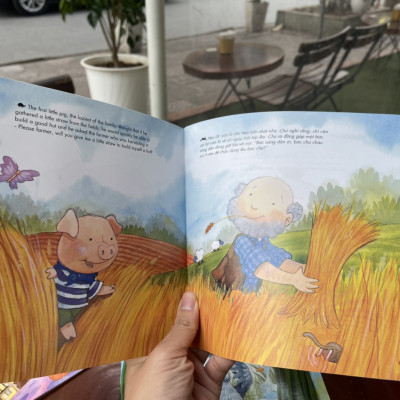 (Combo 6 cuốn) TRUYỆN CỔ TÍCH NỔI TIẾNG SONG NGỮ VIỆT – ANH (Cô Bé Tóc Vàng, Cô Bé Quàng Khăn Đỏ, Peter Pan, Chú Bé Người Gỗ Pinocchio, Ba Chú Heo Con, Vịt Con Xấu Xí) – Daniel Howarth và Arianna Candell – Trần Ngọc Diệp dịch – NXB Kim Đồng (bìa mềm)