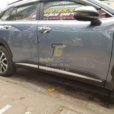 Bộ ốp sườn, nẹp sườn Toyota Corolla Cross mạ Crom cao cấp