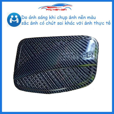 Ốp nắp bình xăng Ranger 2016-2017-2018-2019-2020 vân cacbon chống trầy trang trí ô tô