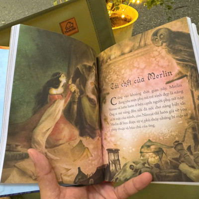 (Bìa cứng in màu) IILUSTRATED CLASSICS – TRUYỀN THUYẾT VUA ARTHUR – Mai Loan dịch – Đinh Tị Books – NXB Thanh Niên