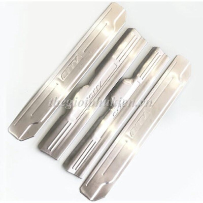 BỘ SẢN PHẨM Nẹp bước chân và ốp chống trầy cốp Honda City 2015-2019 - Mẫu Inox