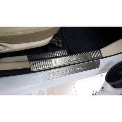 Ôp bậc Chân Trong Và Ngoài Dành Cho Xpander 2018, 2019 2020 ( 8 chi tiết ), nẹp bước chân 