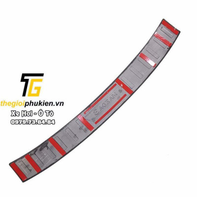 COMBO Nẹp bước chân và ốp chống trầy cốp Mazda 3 2020 vân Carbon