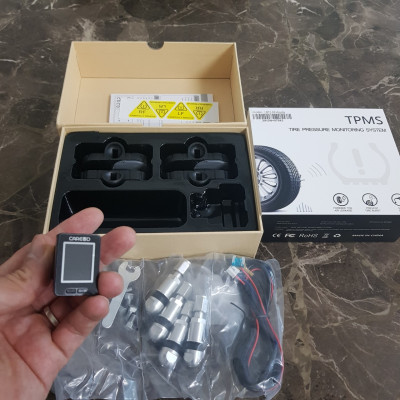 Cảm biến áp suất lốp van trong, gắn nút chờ các loại xe ô tô, thương hiệu cao cấp Careud - Hàng Chính Hãng