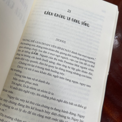 Sách - CÂU HỎI ĐƯỢC TRẢ LỜI – Patrick Ness – Trần Nguyên dịch – Nhã Nam – NXB Hội Nhà Văn (bìa mềm)