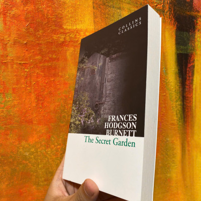 Sách - The Secret Garden by Frances Hodgson Burnett - Collins Classics - English Classic Novel