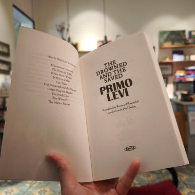 Sách - The Drowned and The Saved by Primo Levi - Biography/ Tiểu sử tiếng Anh/ English Book