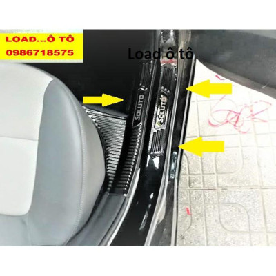 Ốp Bậc Chân, Nẹp Bước Chân Xe KIA Soluto 2023-2019 Mẫu Carbon Cao Cấp