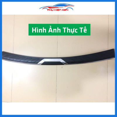 Ốp chống trầy cốp ngoài nhựa đen CRV 2019-2020-2021-2022 mẫu 2 dán cốp sau chống xước trang trí xe