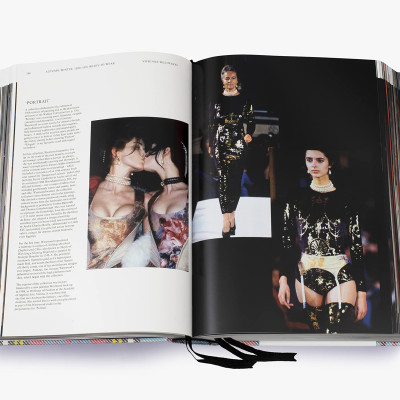 Artbook - Sách Tiếng Anh - Vivienne Westwood Catwalk