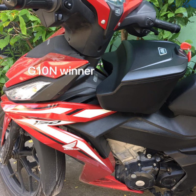 Thùng giữa Givi G10N kèm bát gắn cho xe Winner V1, thùng giữa Winner 150