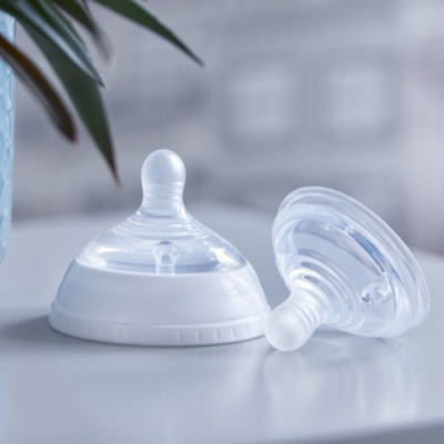 COMBO Bình Sữa PPSU Ty Siêu Mềm Tự Nhiên Tommee Tippee Natural Start 260ml & Núm Ty Silicon Thay Thế 6M+