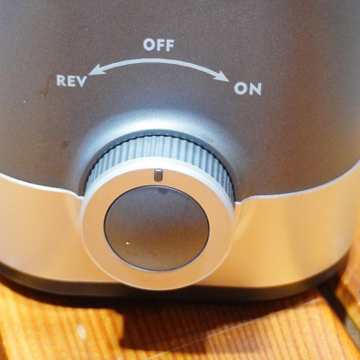 Máy ép chậm Kalpen Đức J7 công suất 300W - Hàng chính hãng