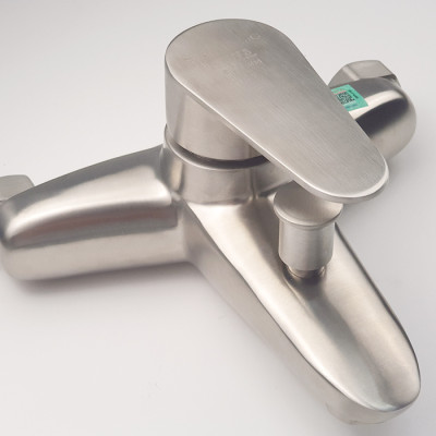 Bộ vòi sen nóng lạnh Inox SUS 304 Eurolife EL-1301 (Trắng vàng)