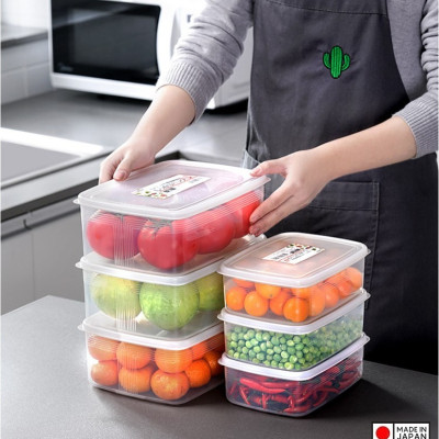 Combo hộp đựng thực phẩm 3.0L + Set 03 hộp chia thức ăn dặm cho bé 180ml - Hàng nội địa Nhật Bản #Made in Japan