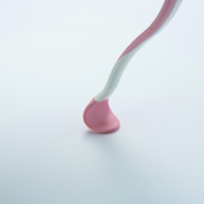 Muỗng mềm nhỏ ăn dặm cho bé T.L.I Richell (Hồng)