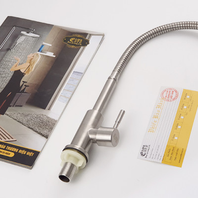 Vòi rửa chén lạnh Inox SUS 304, cần lò xo Eurolife EL-RC09 (Trắng vàng)