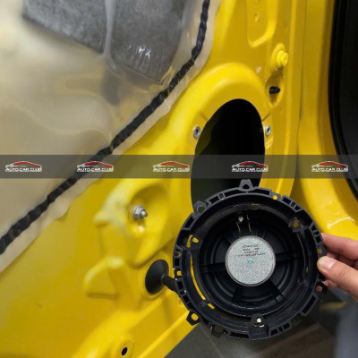 Dưỡng loa cánh ô tô 6.5 inch Vinfast VF3, VF5 nhựa PVC đen bóng hàng cao cấp loại đa năng mẫu 2025